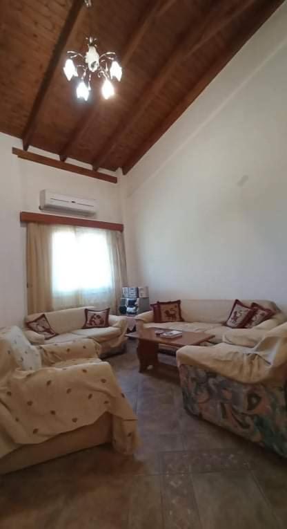Melana Apartment Tirós Buitenkant foto